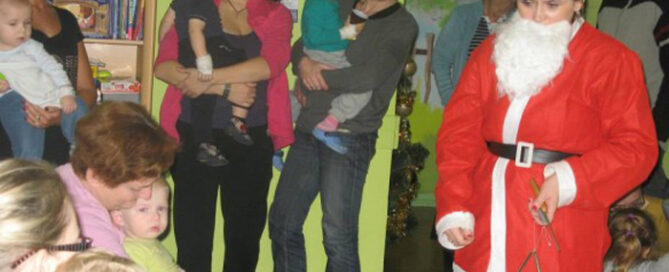 Odwiedziny Świętego Mikołaja w Szpitalu